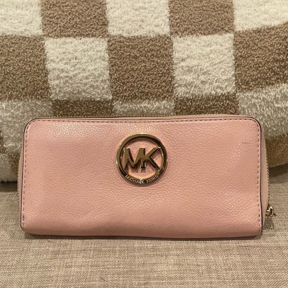 Michael Kors Blush Pink Wallet with Gold Logo
